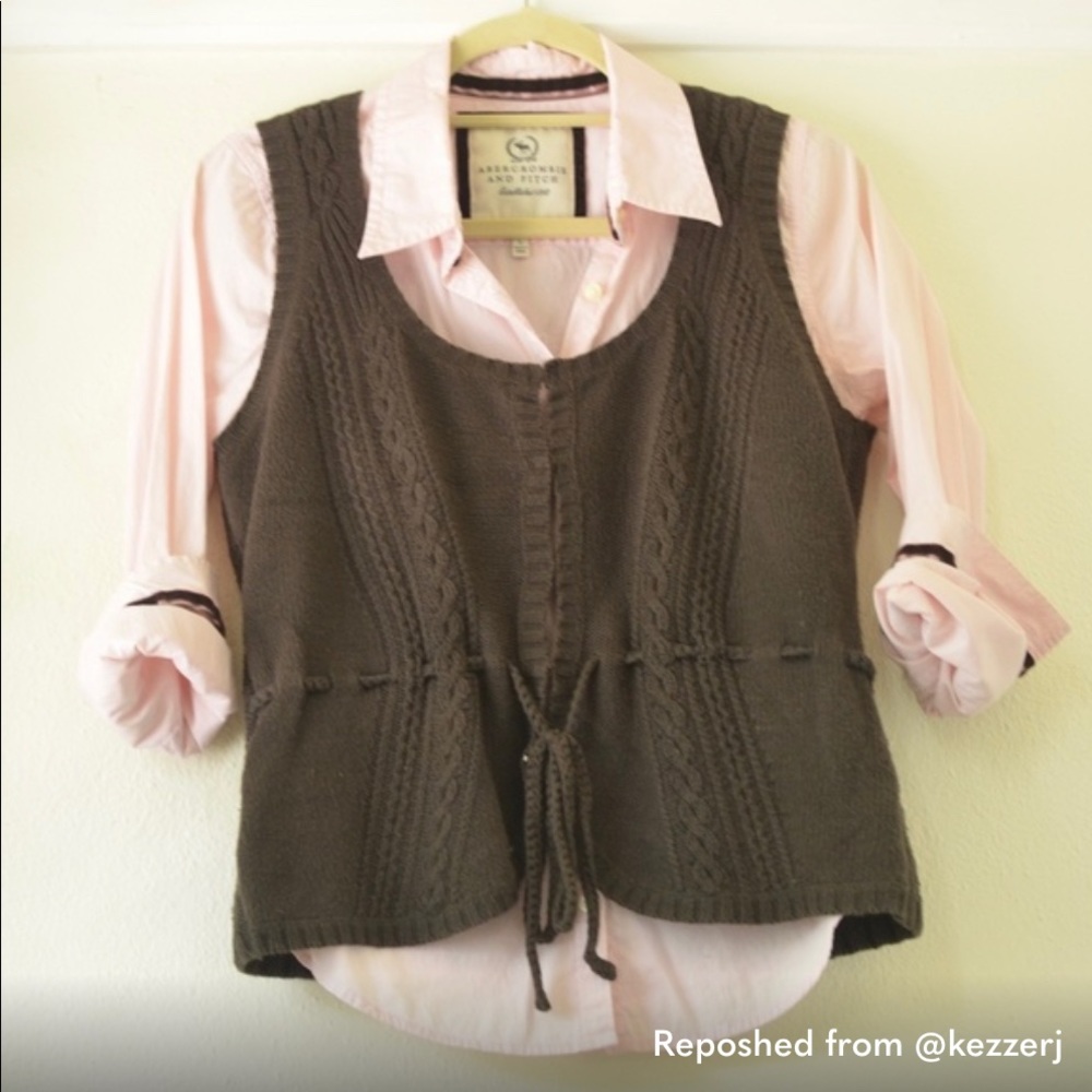 Knit Vest - Picture 3 of 6